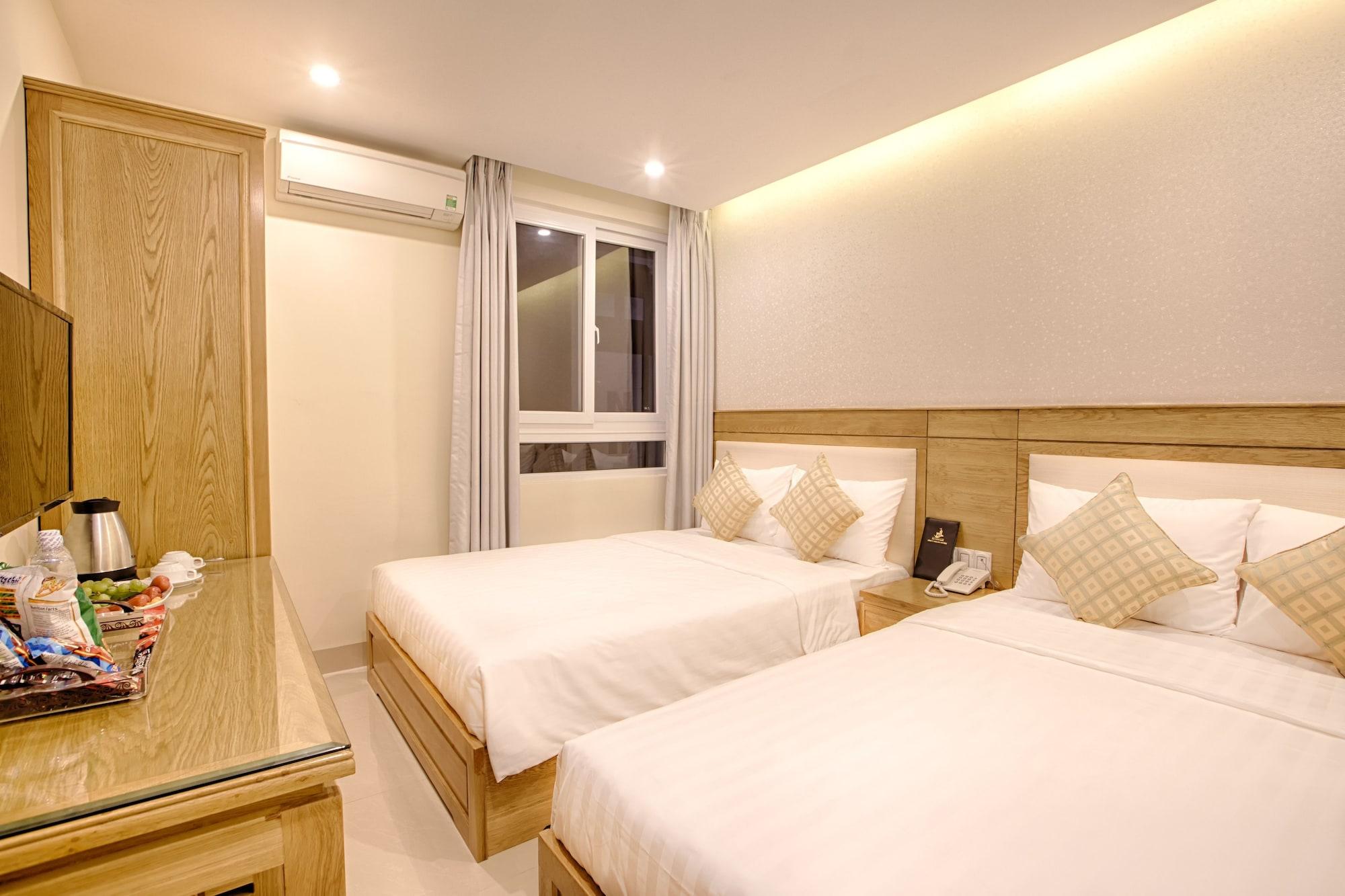 Sea Castle Hotel Danang Bagian luar foto