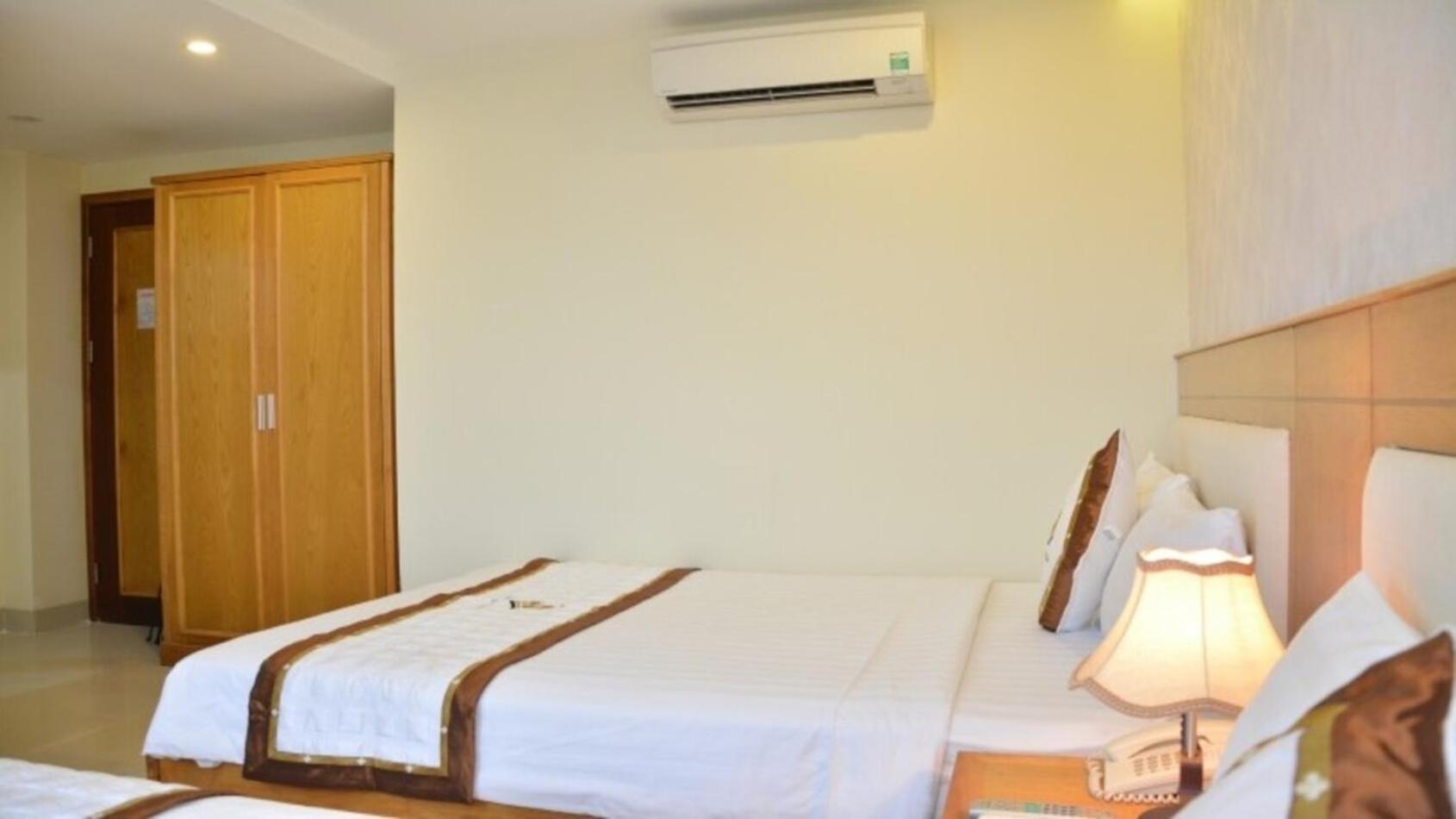 Sea Castle Hotel Danang Bagian luar foto