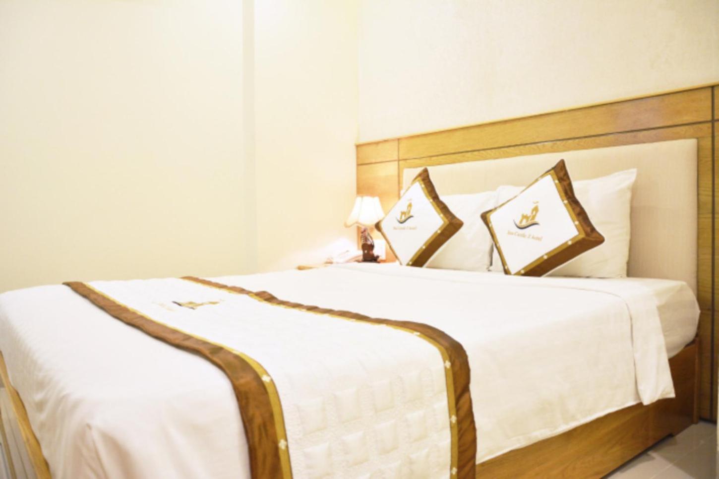 Sea Castle Hotel Danang Bagian luar foto