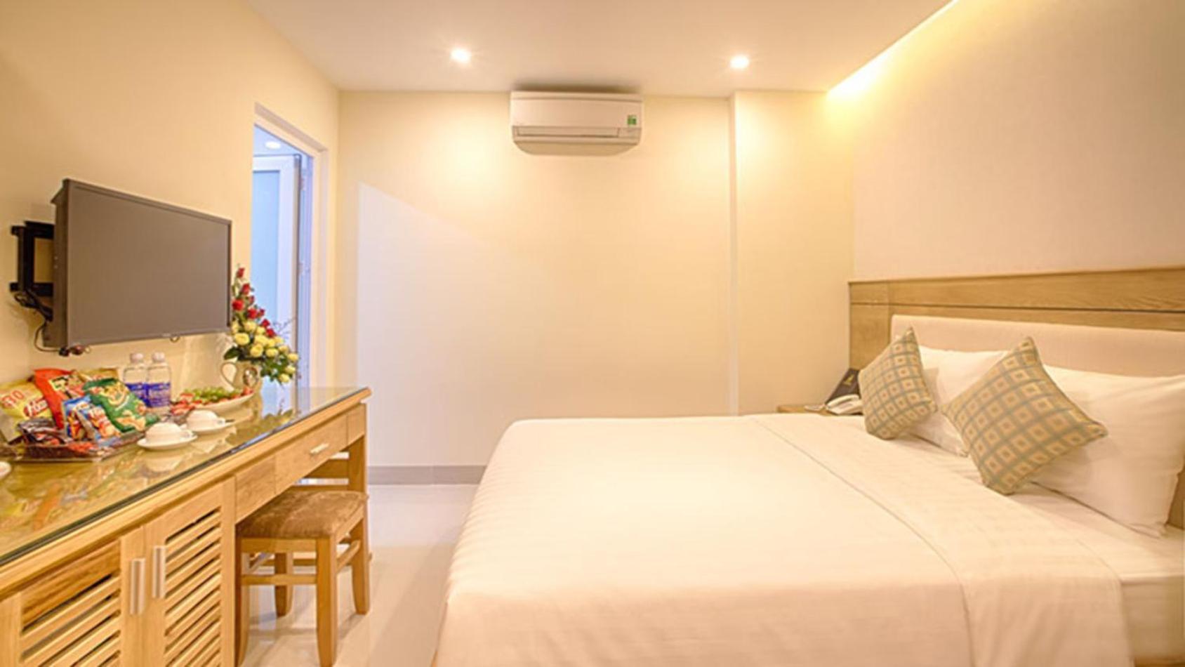Sea Castle Hotel Danang Bagian luar foto