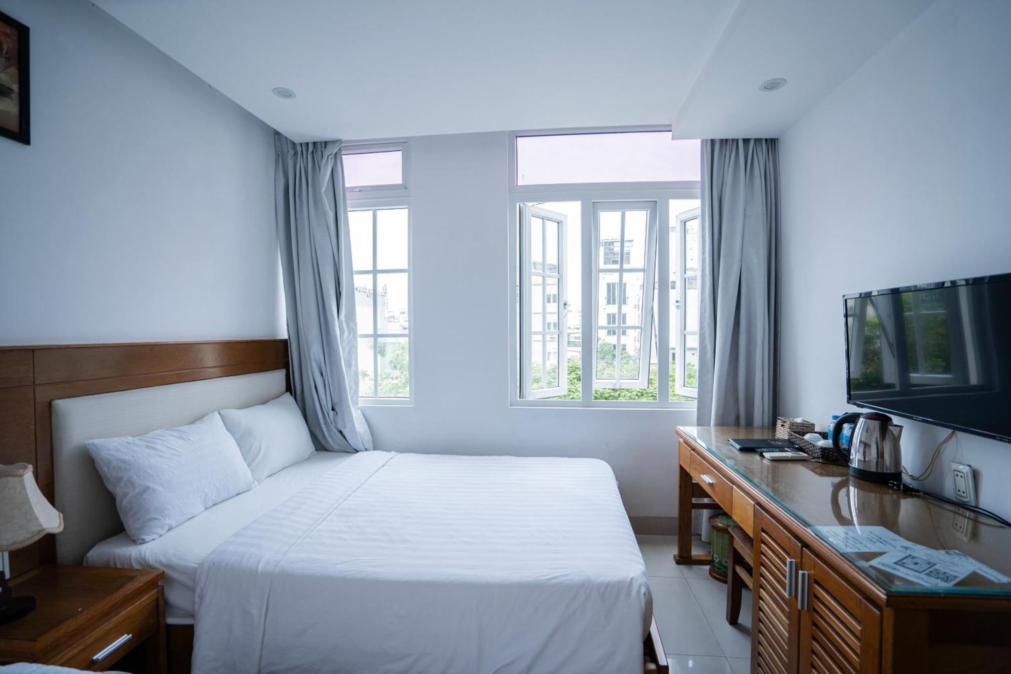 Sea Castle Hotel Danang Bagian luar foto