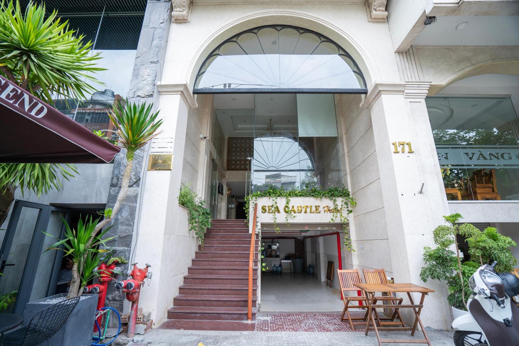 Sea Castle Hotel Danang Bagian luar foto